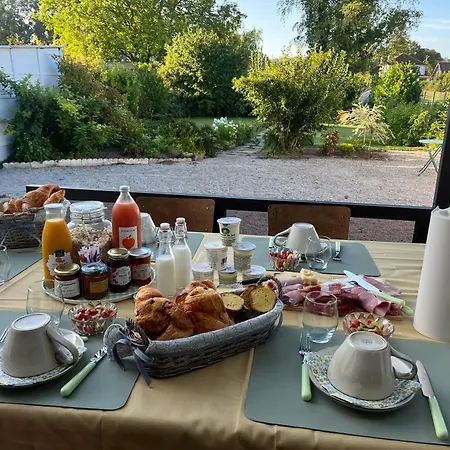 L Hirondelle Du Printemps 2 Bed & Breakfast