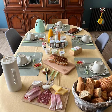 L Hirondelle Du Printemps 2 Bed & Breakfast *